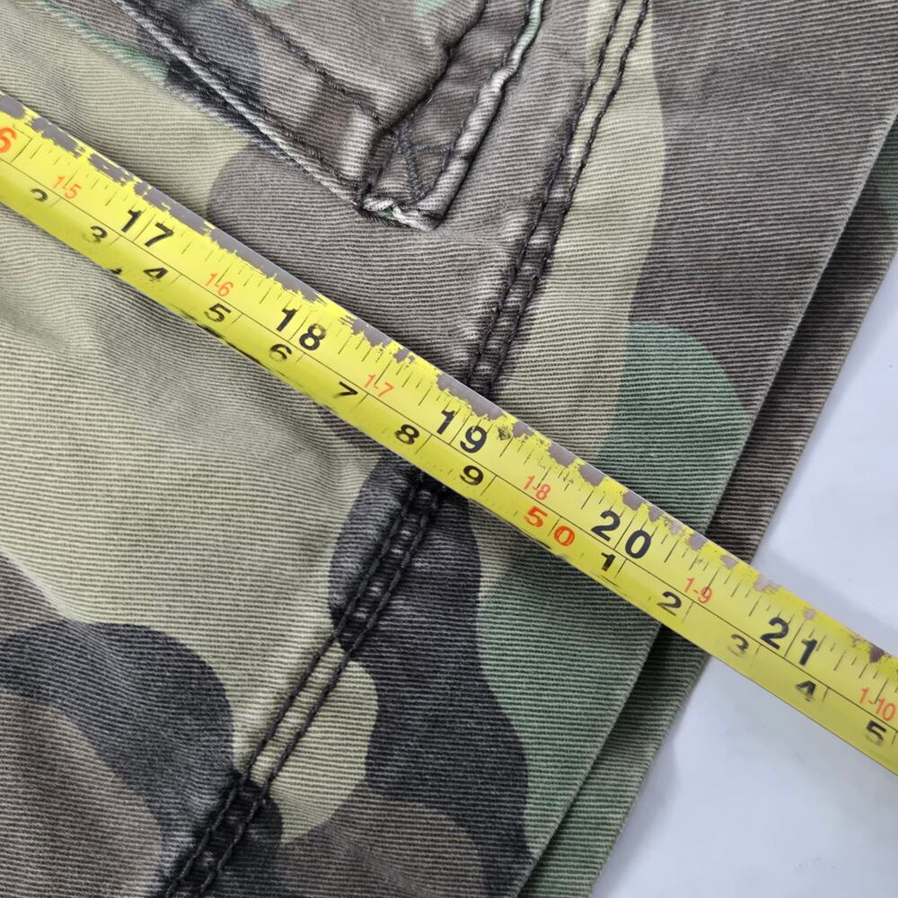 Vintage Camo Cargo Shorts Men's Size 34 Arizona Jean Co Y2K Pockets - Picture 7 of 9